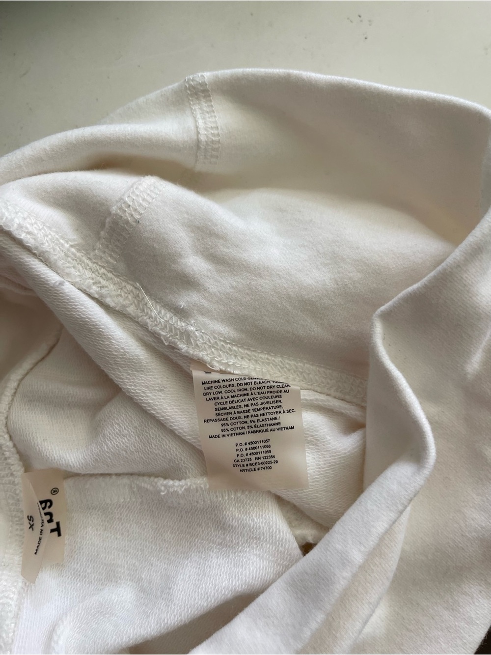 Aritzia TNA white bike shorts - Picture 6 of 6